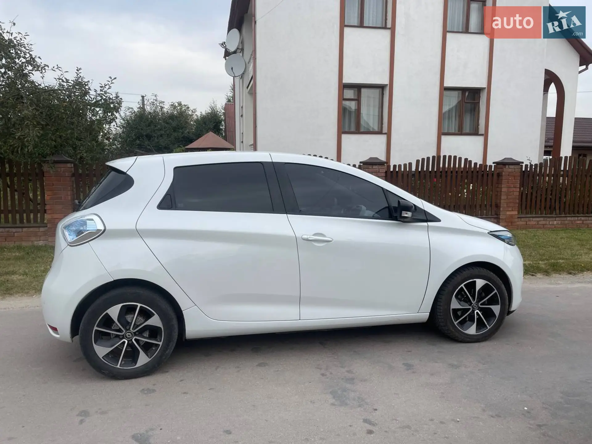 2018 Renault ZOE - мініатюра 12