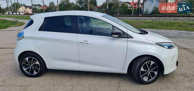 Хэтчбек Renault Zoe 2017 в Стрые