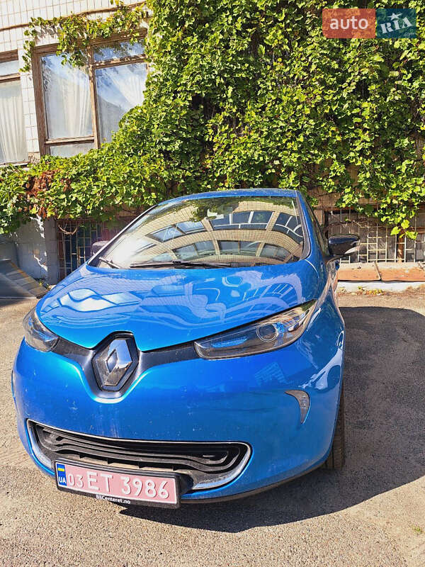 Хэтчбек Renault Zoe 2017 в Киеве