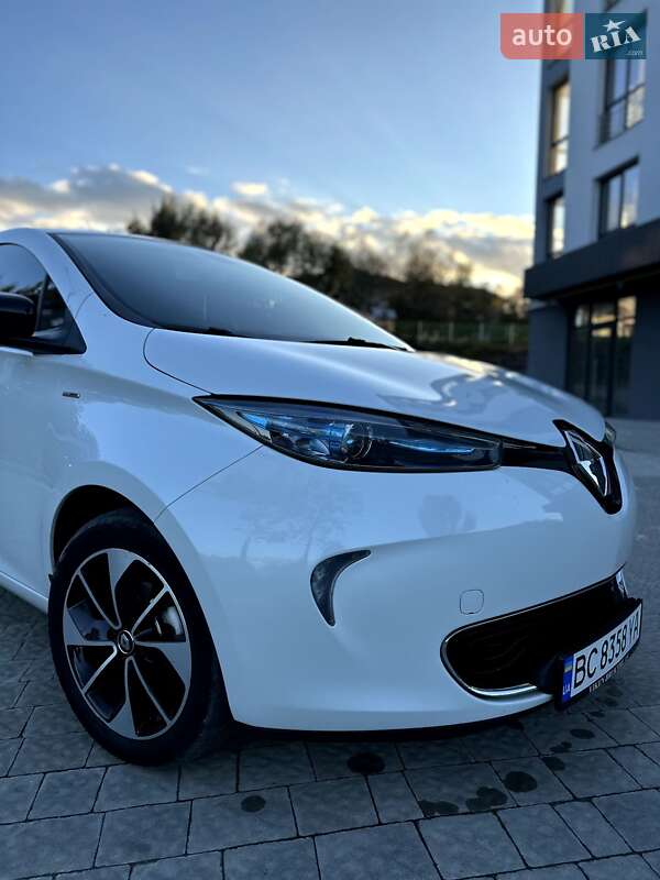 Хэтчбек Renault Zoe 2017 в Новояворовске фото 11 Хэтчбек Renault Zoe 2017 в Новояворовске