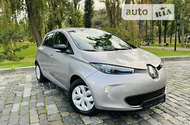 Хетчбек Renault Zoe 2016 в Києві