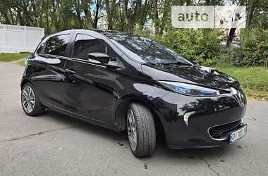 Хетчбек Renault Zoe 2015 в Чернівцях