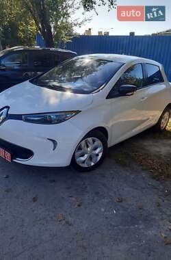 Хэтчбек Renault Zoe 2014 в 