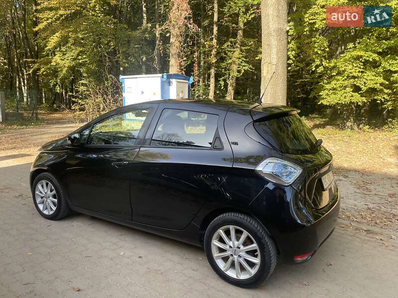 Хэтчбек Renault Zoe 2018 в Львове