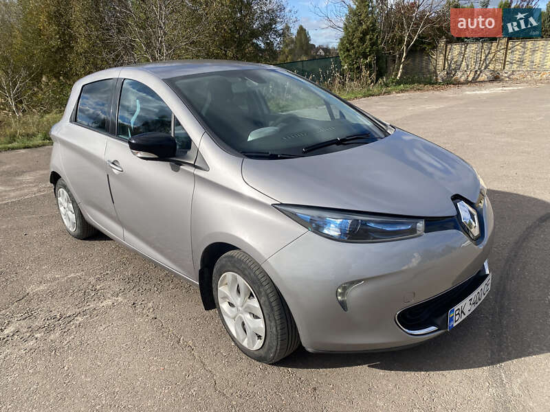 Хэтчбек Renault Zoe 2015 в Костополе