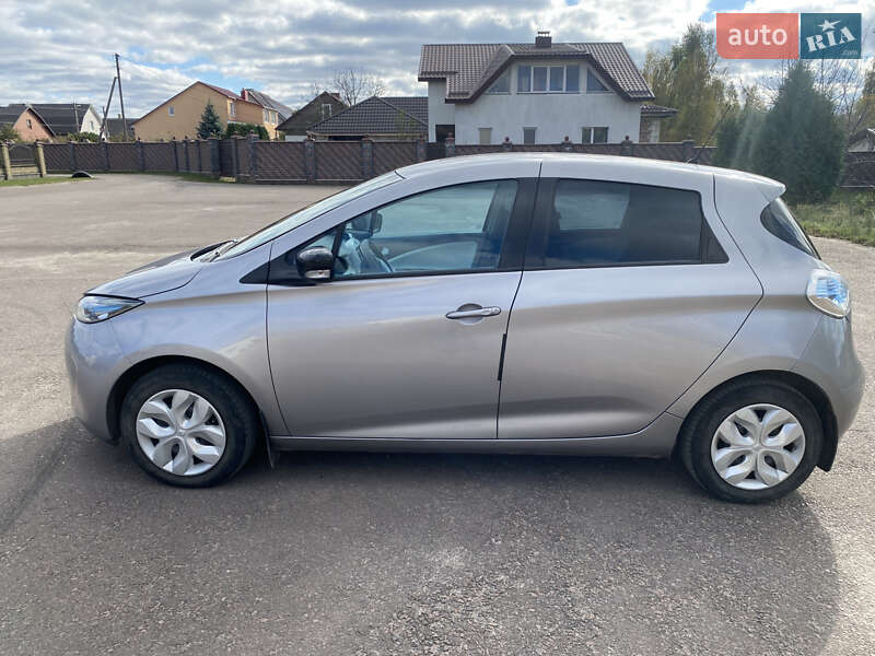 Хэтчбек Renault Zoe 2015 в Костополе