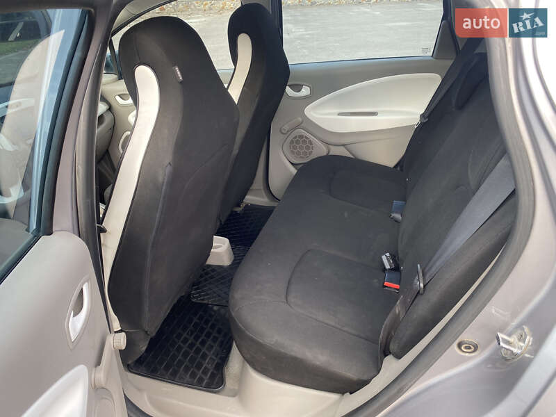 Хэтчбек Renault Zoe 2015 в Костополе
