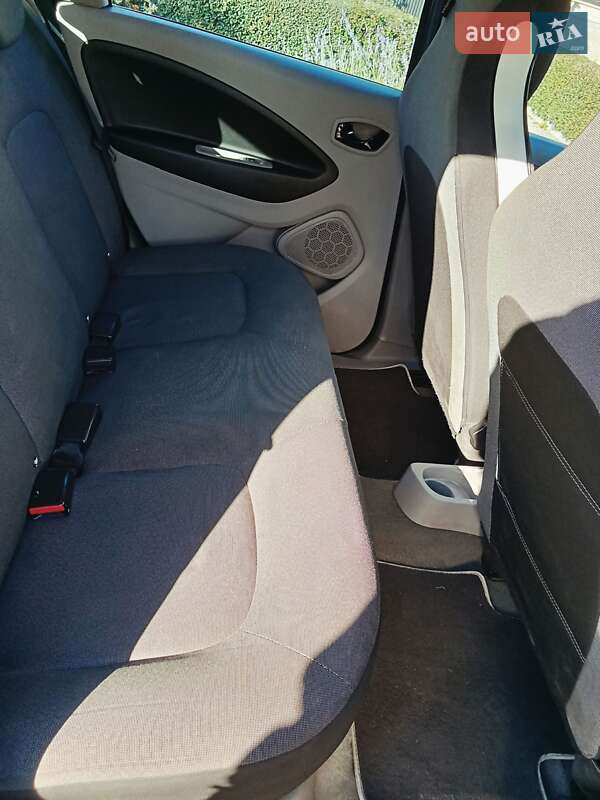 Хэтчбек Renault Zoe 2015 в Одессе фото 15 Хэтчбек Renault Zoe 2015 в Одессе