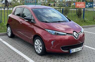 Хэтчбек Renault Zoe 2019 в 