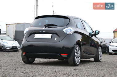 Хэтчбек Renault Zoe 2016 в 