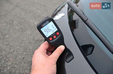 Хэтчбек Renault Zoe 2016 в 