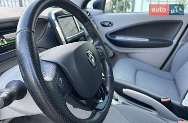 Хэтчбек Renault Zoe 2015 в 