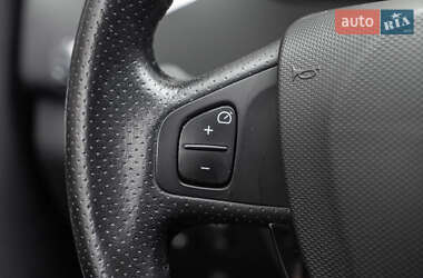Хетчбек Renault Zoe 2018 в 