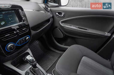 Хетчбек Renault Zoe 2018 в 