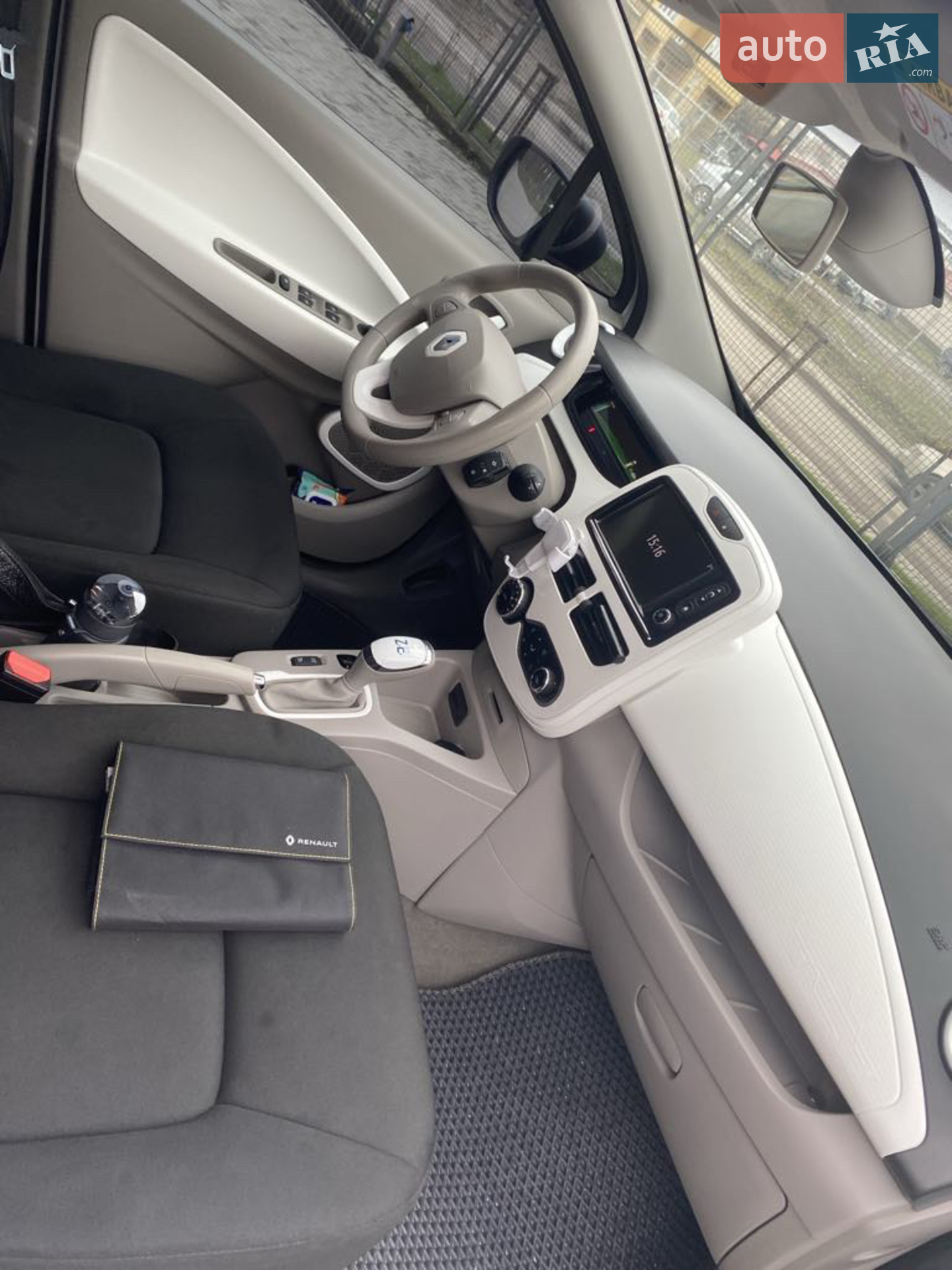 2017 Renault ZOE - мініатюра 10