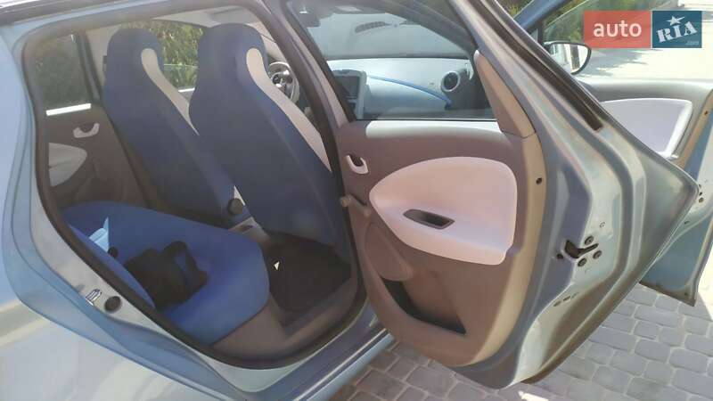 Хэтчбек Renault Zoe 2013 в Золочеве