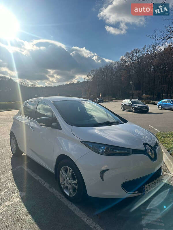 Хетчбек Renault Zoe 2018 в Івано-Франківську