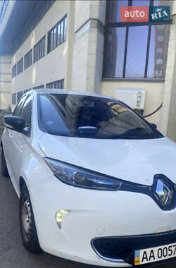 Хэтчбек Renault Zoe 2014 в Киеве