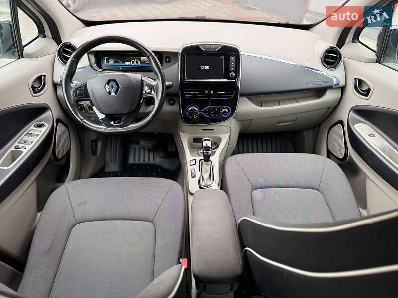Хэтчбек Renault Zoe 2014 в Львове