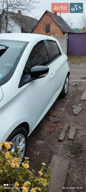 Хэтчбек Renault Zoe 2017 в Дубно