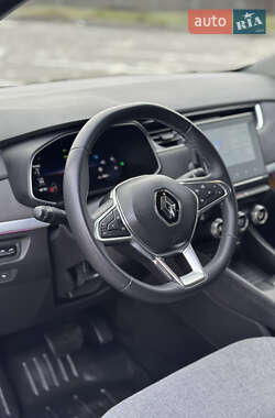 Хэтчбек Renault Zoe 2021 в 