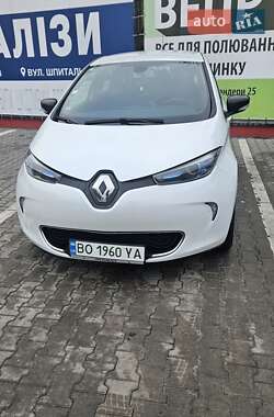 Хэтчбек Renault Zoe 2018 в 