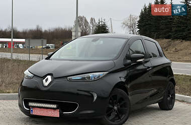 Хэтчбек Renault Zoe 2017 в 
