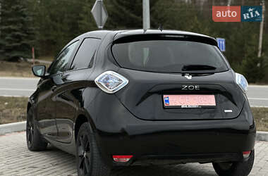 Хэтчбек Renault Zoe 2017 в 