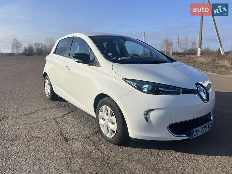 Хетчбек Renault Zoe 2016 в Києві