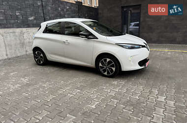 Хэтчбек Renault Zoe 2019 в 