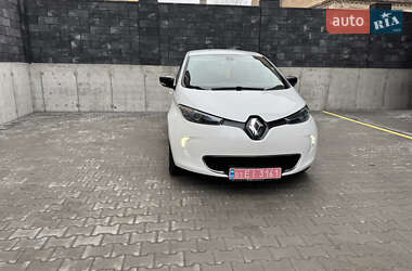 Хэтчбек Renault Zoe 2019 в 
