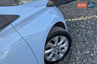 Хетчбек Renault Zoe 2013 в Стрию