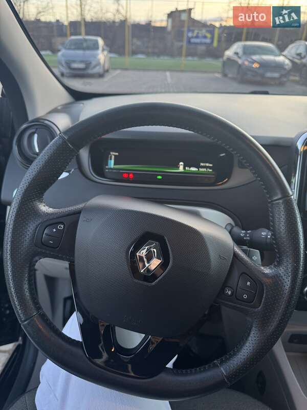 Хэтчбек Renault Zoe 2015 в Львове