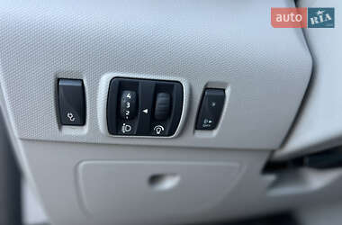 Хетчбек Renault Zoe 2014 в 
