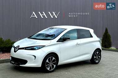 Хэтчбек Renault Zoe 2013 в 