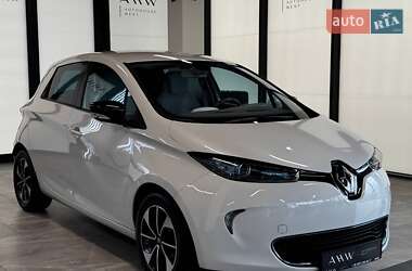 Хэтчбек Renault Zoe 2013 в 