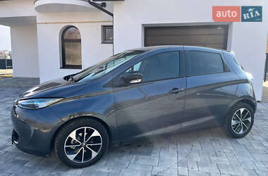Хэтчбек Renault Zoe 2017 в 