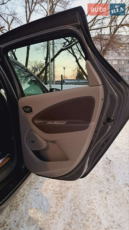 Хэтчбек Renault Zoe 2017 в Киеве