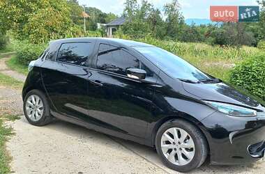 Хэтчбек Renault Zoe 2015 в 