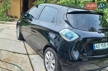 Хэтчбек Renault Zoe 2015 в 