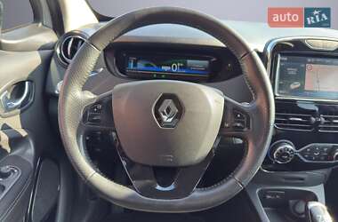 Хэтчбек Renault Zoe 2017 в 