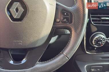 Хэтчбек Renault Zoe 2017 в 