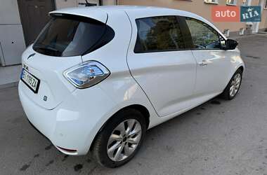 Хэтчбек Renault Zoe 2014 в 