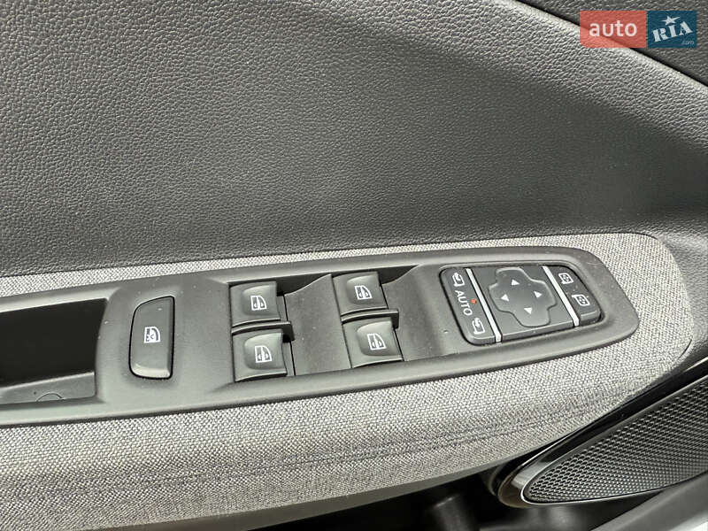 Хэтчбек Renault Zoe 2019 в Луцке