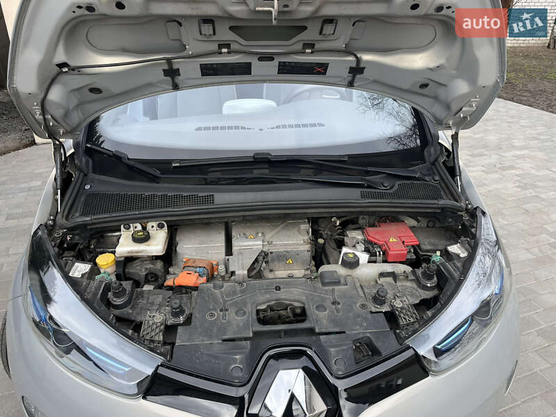 Хэтчбек Renault Zoe 2013 в Борисполе