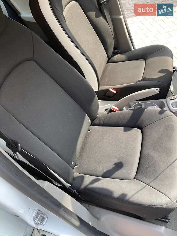 Хэтчбек Renault Zoe 2015 в Львове