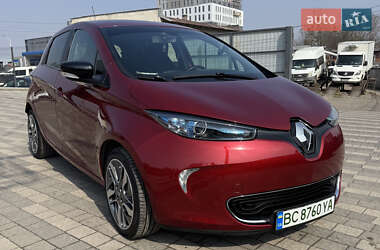 Хэтчбек Renault Zoe 2017 в 