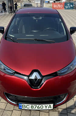 Хэтчбек Renault Zoe 2017 в 