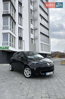 Хэтчбек Renault Zoe 2017 в 