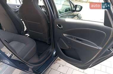 Хэтчбек Renault Zoe 2018 в 